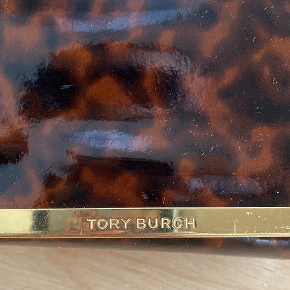 Tory Burch Leopard Print Sunglass Case - Picture 3 of 6